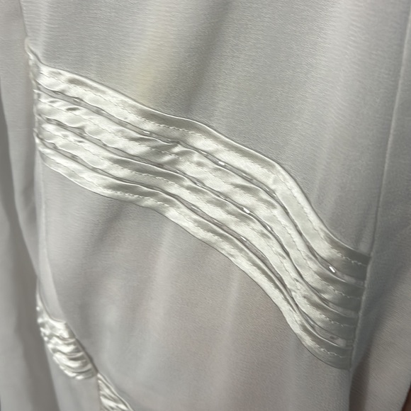 TALLY TAYLOR/CATO 22w sheer white jacket with ribbons/buttons, white skirt - Picture 2 of 11